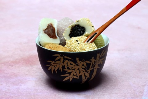 Different Mochi in bowl