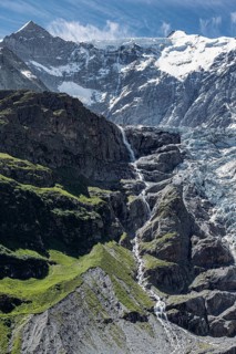 Glacier Grindelwald-Fieschergletscher and summit of Walcherhorn