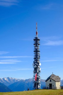Transmission mast