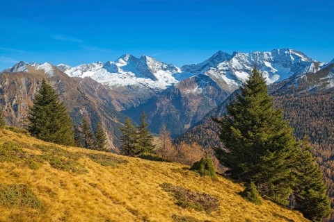 Autumnal mountain landscape at Padauner Kogl