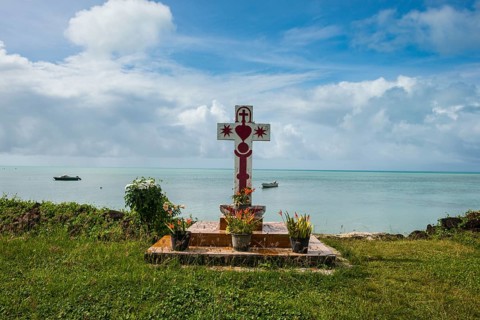 Christian cross on the lagoon of Wallis