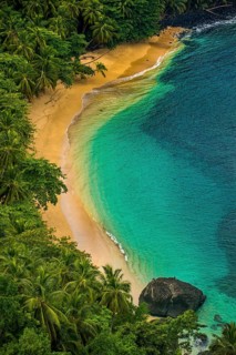 Overlook over banana beach