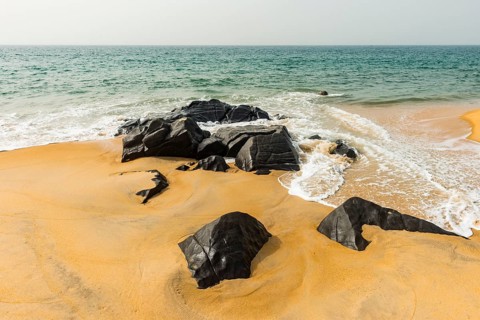 Rocks on a pretty beach in Robertsport