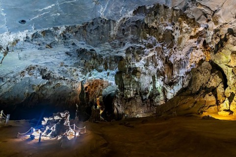 Phong Nha cave