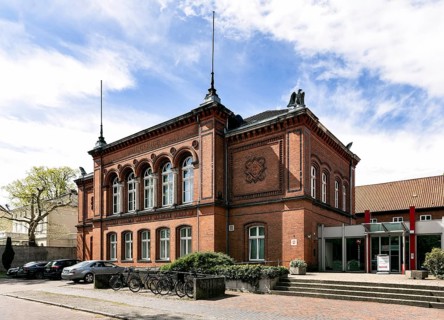 Royal district court of 1883