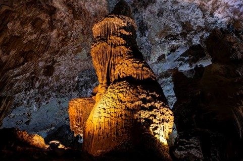 Phong Nha cave
