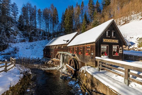 Hexenlochmuehle in winter