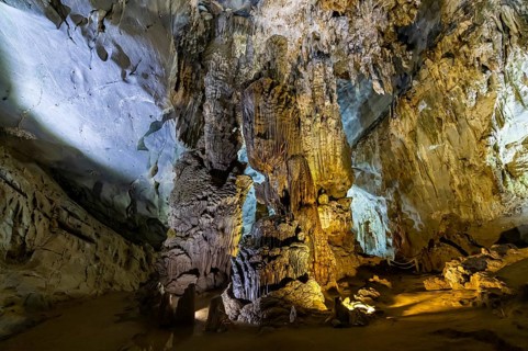 Phong Nha cave