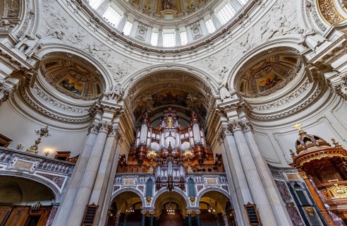 Organ loft