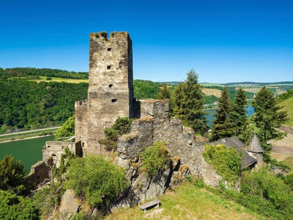 Gutenfels Castle on the Rhine
