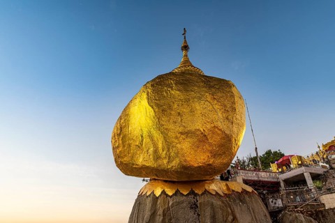 Kyaiktiyo Pagoda