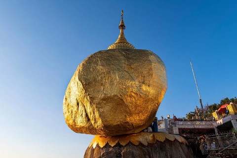 Kyaiktiyo Pagoda