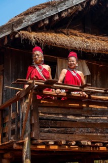 Old Kayan women