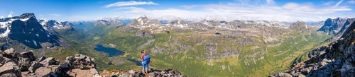 Hiking at the peak of Innerdalstarnet