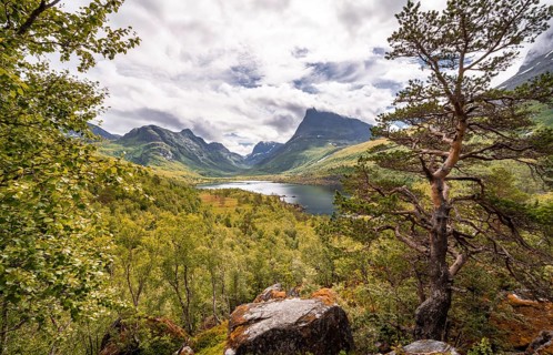 High valley Innerdalen with lake Innerdalsvatna