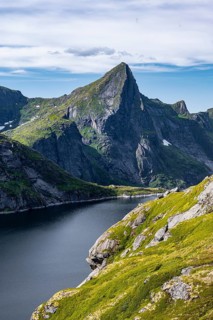 Lake Tennesvatnet