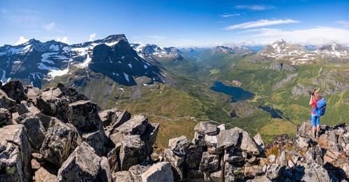 Hiking at the peak of Innerdalstarnet