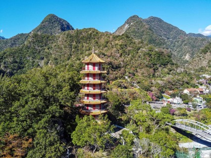 Aerial of Tianfeng Pagoda and Tianxiang recreational area