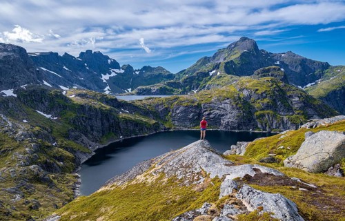 Lake Tennesvatnet and Krokvatnet