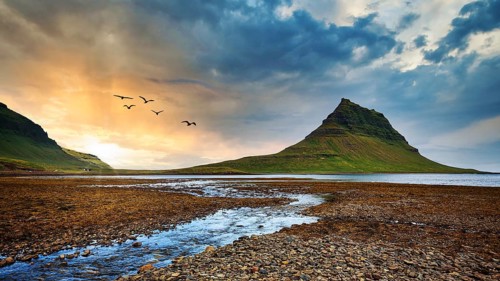 Mount Kirkjufell