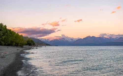 Lake Pukaki with view of Mount Cook at sunset
