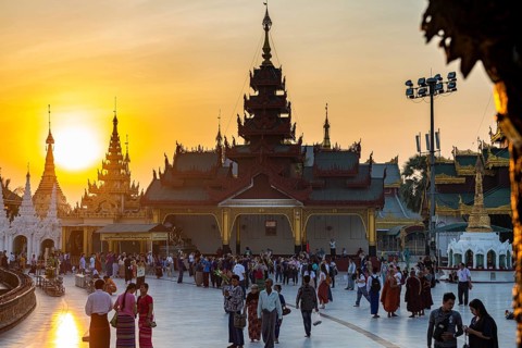 Shwedagon pagoda at sunset