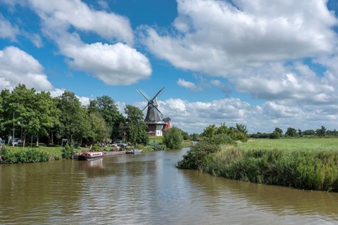 Twin mills at the old Greetsiel lowland