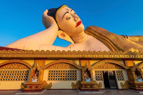 Large reclining buddha ko Yin Lay