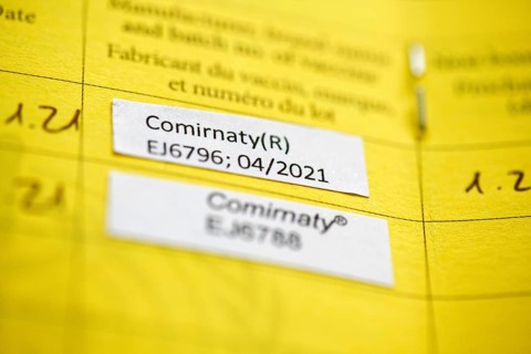 2 Covid vaccinations with vaccine Comirnaty registered in a vaccination card