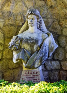 Monument to Sissi