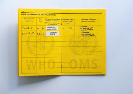 2 Covid vaccinations with vaccine Comirnaty registered in a vaccination card