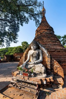 Yadana Hsemee Pagoda Complex