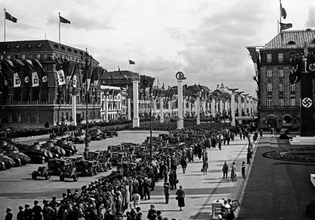 Visit of Benito Mussolini