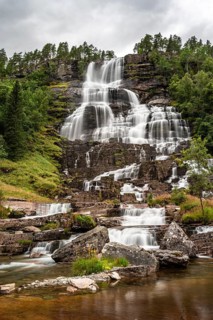 Tvindefossen waterfall