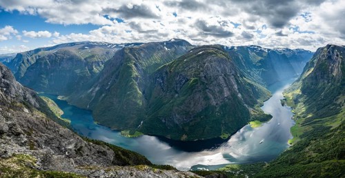View from the top of Breiskrednosi