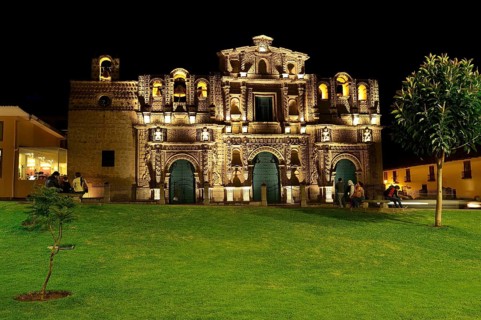 Plaza de Armas and Cathedral Catedral de Santa Catalina at night