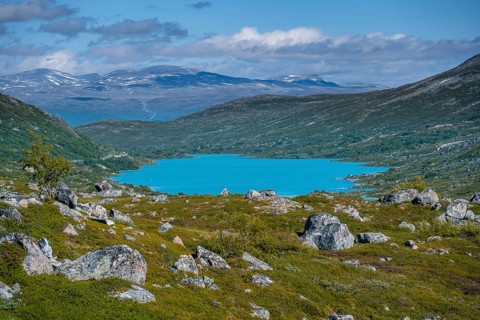Turquoise lake and mountains