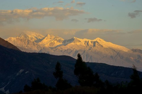 Mountain range of the Cordillera Blanca with Nevado Huascaran Sur in the evening light