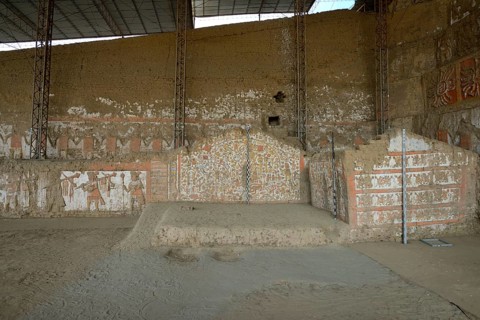 Colourful reliefs of the Moche culture on adobe walls