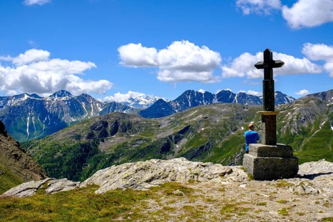 Way cross at Grand Saint-Bernard