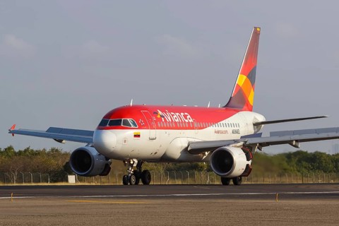 An Avianca Airbus A318 aircraft with registration N596EL at Cartagena airport