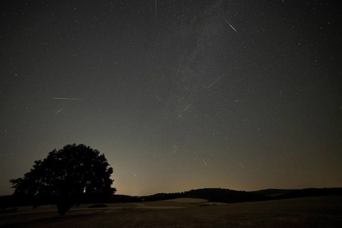 Shooting stars