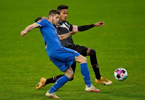 Andrej Kramaric TSG 1899 Hoffenheim vs Felix Agu SV Werder Bremen SVW