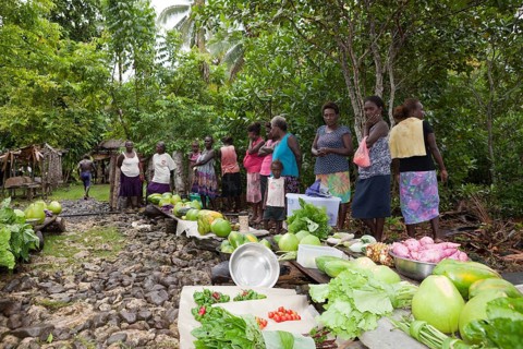 Market on Telina Island