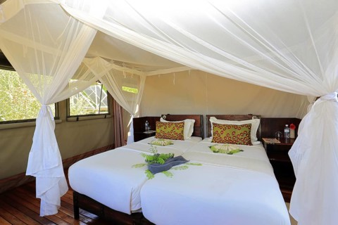Hotel bed