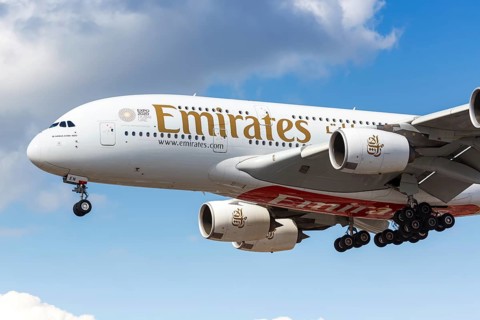 An Emirates Airbus A380-800 with registration number A6-EEN at London Heathrow Airport