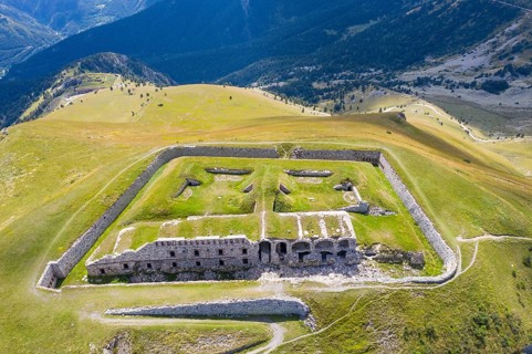 Aerial view of Fort Pernante at an altitude of 2115 meters