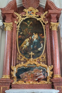 Side altar