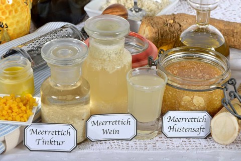 Horseradish wine