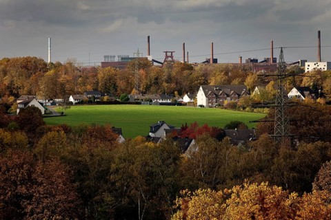 Panorama seen from the Mechtenberg towards the Zollverein colliery